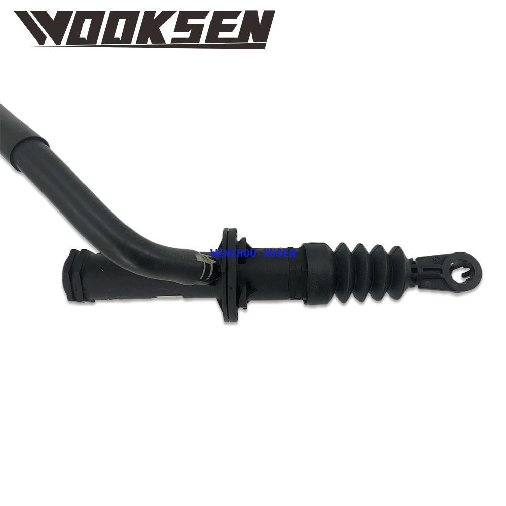 Clutch master cylinder 30610-2FK0A for NISSAN VENUCIA D50R50