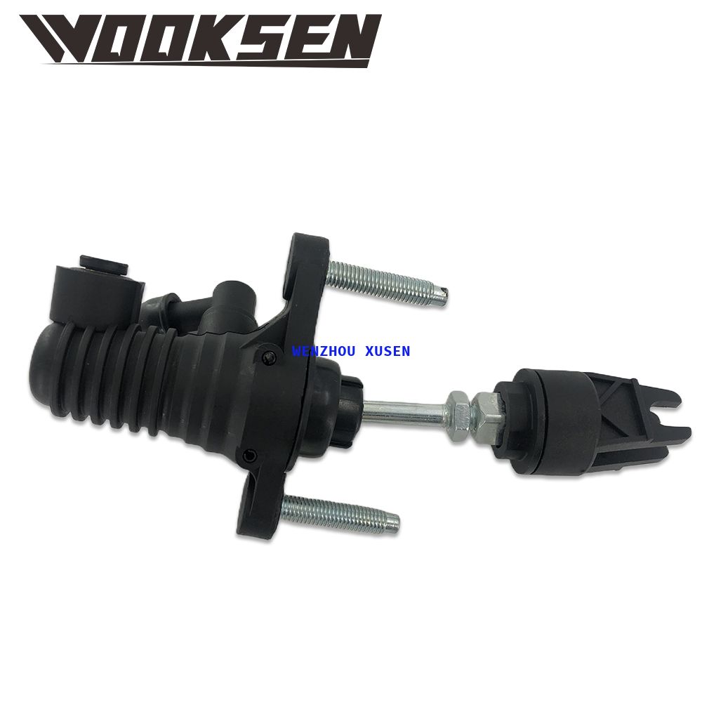 Clutch master cylinder 31420-0K011 31420-0K012 31420-0K013 31420-12030 for TOYOTA HILUX VIGO