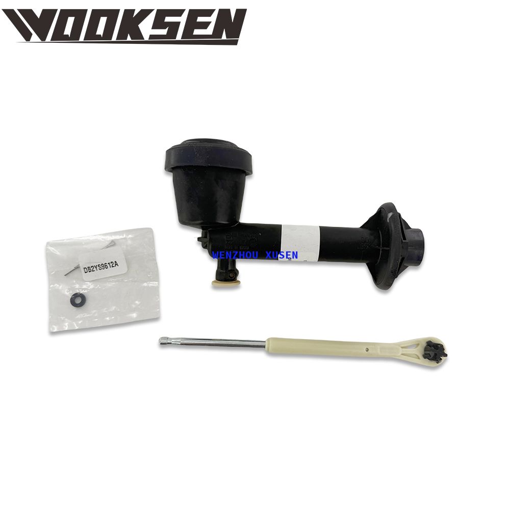 Clutch master cylinder 12577230 15049053 15727261 15740930 for CHEVROLET GMC C1500 C2500 C3500