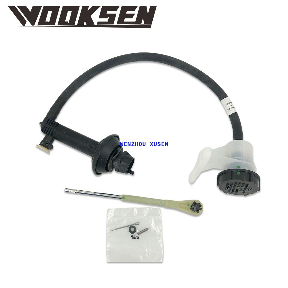 Clutch master cylinder F57Z7A543A 1L5Z7A543CA for FORD Ranger Explorer MAZDA B2300 B2500 B3000