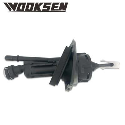 Clutch master cylinder 3M517A543AC for FORD Focus III MAZDA 3