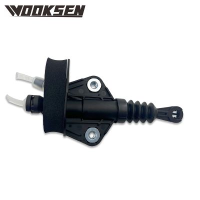 Clutch master cylinder 23810M68P22 23810-73R00 for SUZUKI BALENO DZIRE