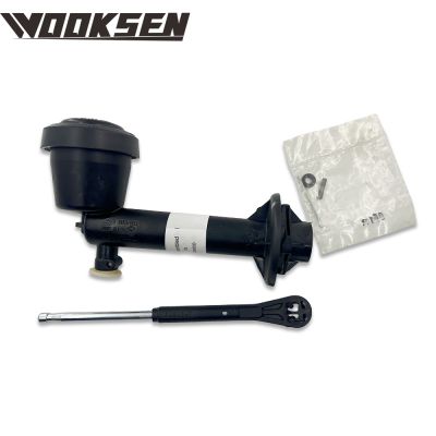 Clutch master cylinder 12574150 15051973 18039194 for CHEVROLET Blazer S10 GMC Jimmy Sonoma Isuzu Hombre