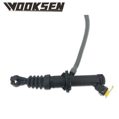 Clutch master cylinder 306100642R 306105773R for DACIA SANDERO II RENAULT CLIO IV CAPTUR